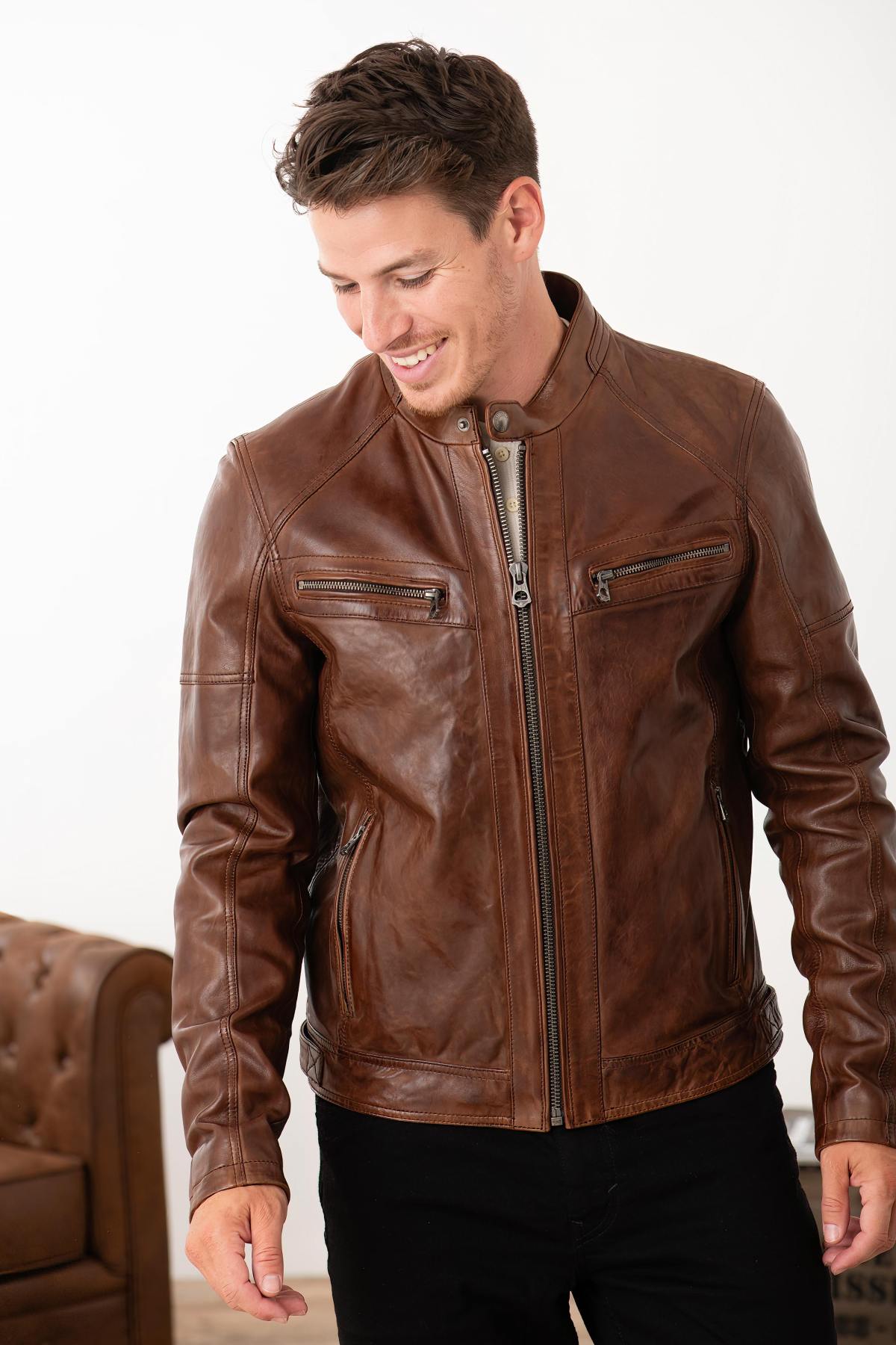 Washed dark cognac lambskin biker jacket-vintage and structured. - Image n°4
