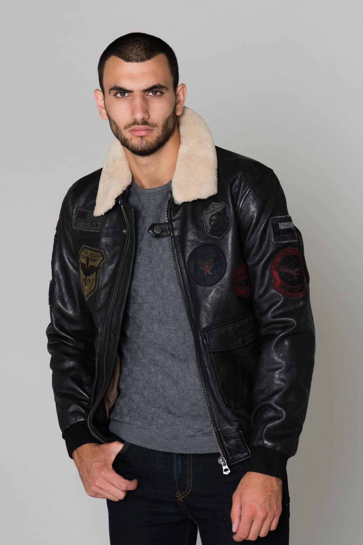 Petrol-black lambskin aviator jacket with aged leather and collar. - Image n°4