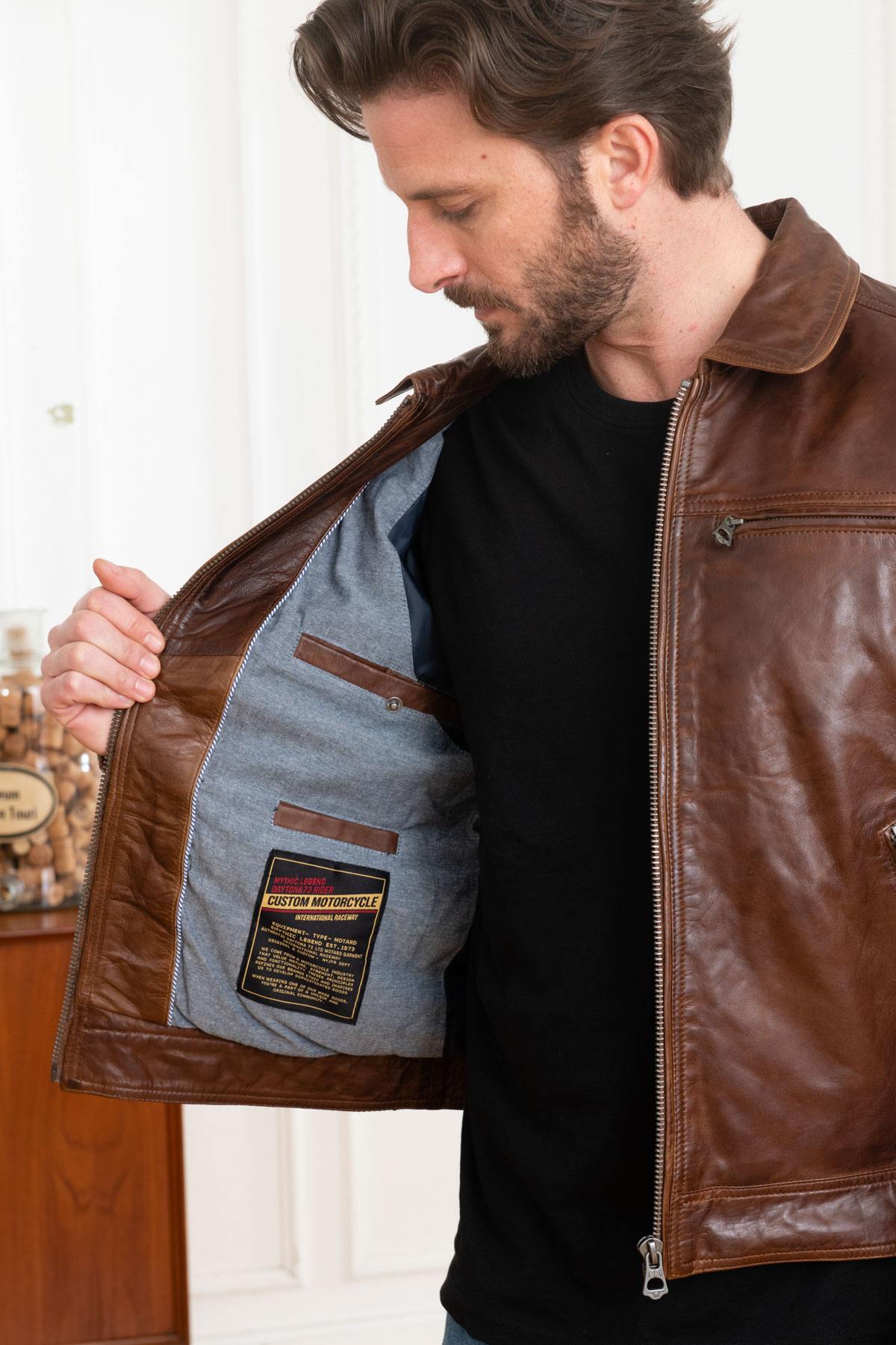 Daytona's soft lambskin jacket: aged, slim-fit, with a shirt collar. - Image n°4
