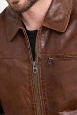 Daytona's soft lambskin jacket: aged, slim-fit, with a shirt collar. - Image n°6
