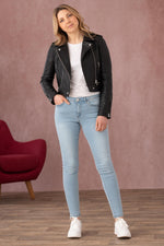 Cropped lambskin jacket with asymmetric zip and snap details for edge. - Image n°2