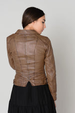 Aged cognac sheep leather, slim biker jacket: Oakwood's CAMERA 507. - Image n°4