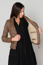 Aged cognac sheep leather, slim biker jacket: Oakwood's CAMERA 507. - Image n°7