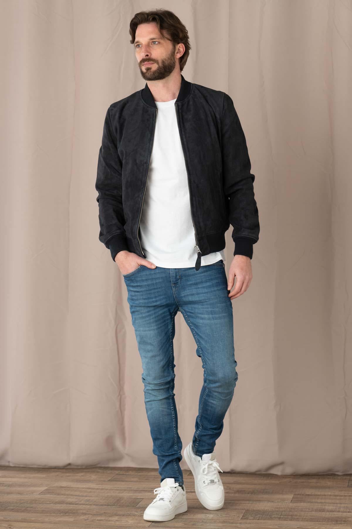 A goatskin jacket with suede finish, teddy collar, and ribbed details. - Image n°3