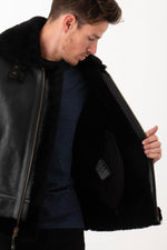 Schott's LC1259: a double-face sheepskin bomber, warm and timeless. - Image n°6