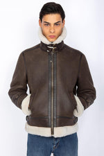Schott's heavyweight shearling bomber, inspired by WWII aviators. - Image n°2