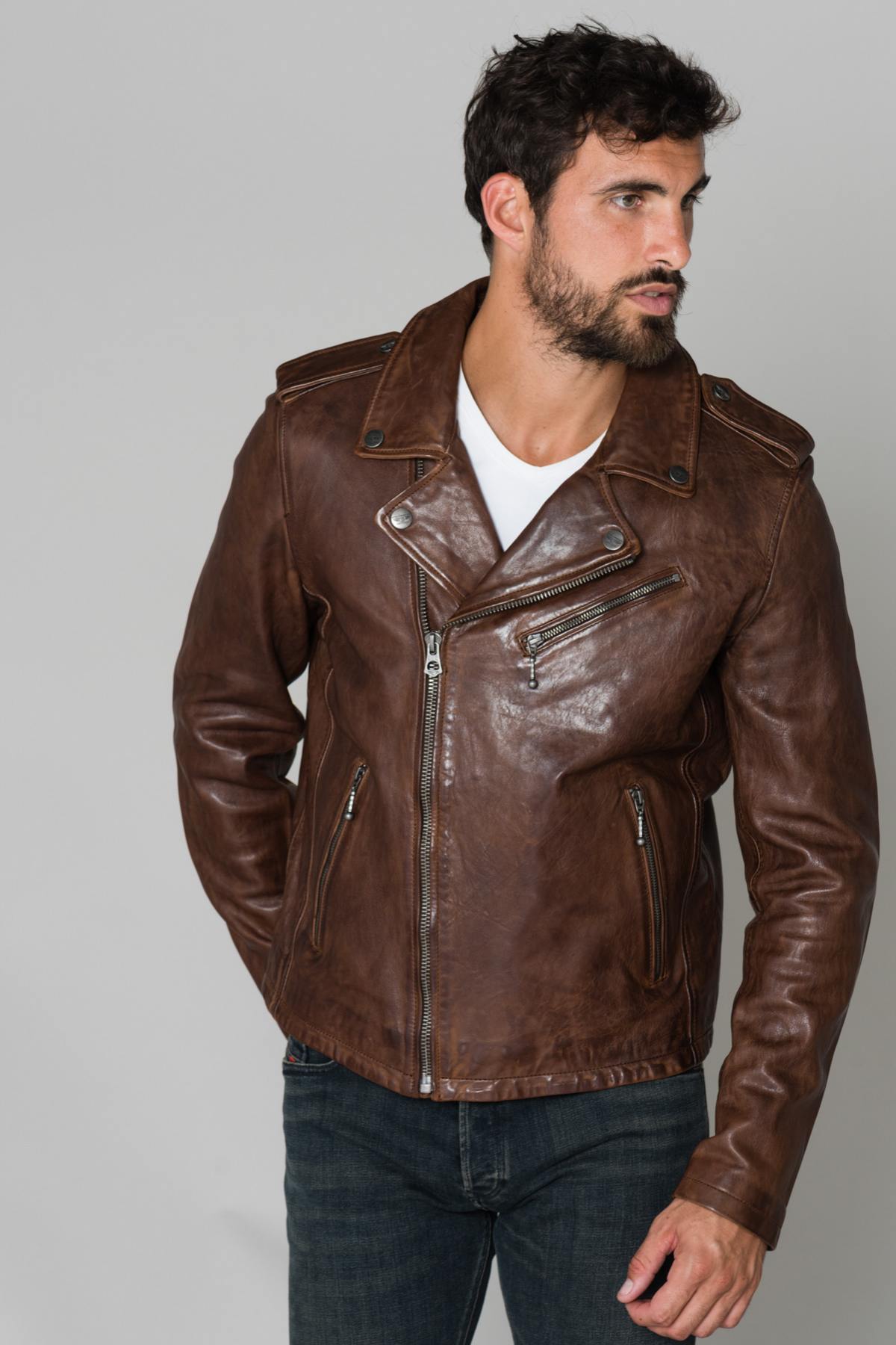 Men's dark cognac biker jacket in lambskin - Image n°2