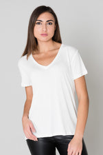 Women's V-neck t-shirt - Image n°1