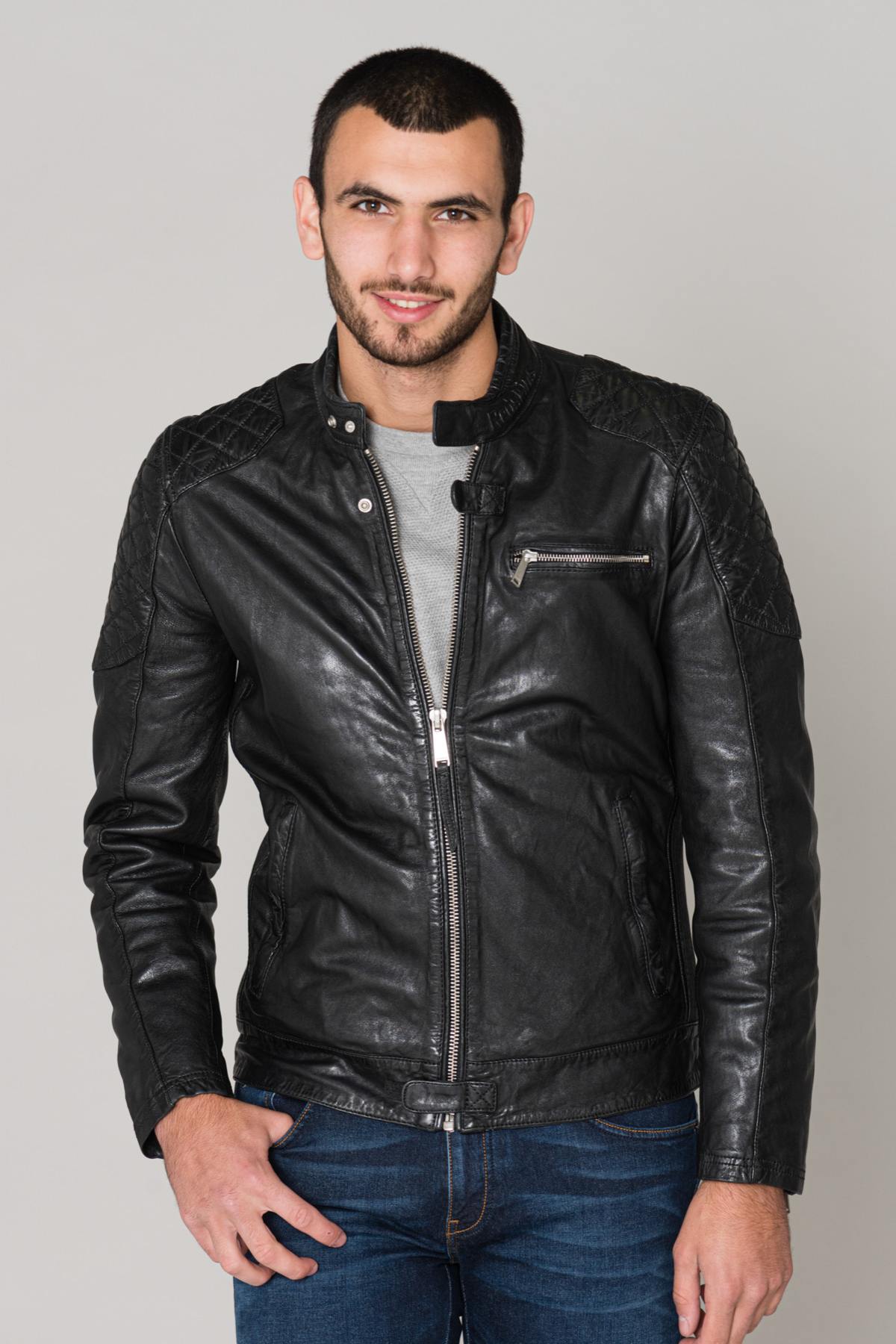  Men's leather jacket - Image n°1