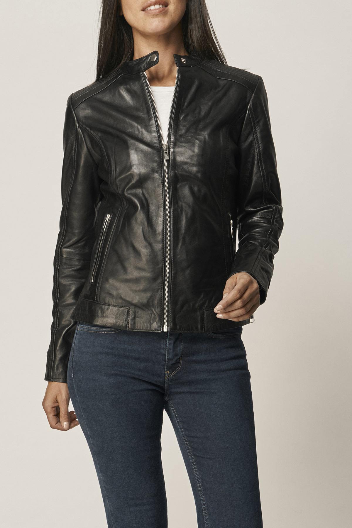 Black leather jacket for women with snap collar - Image n°1