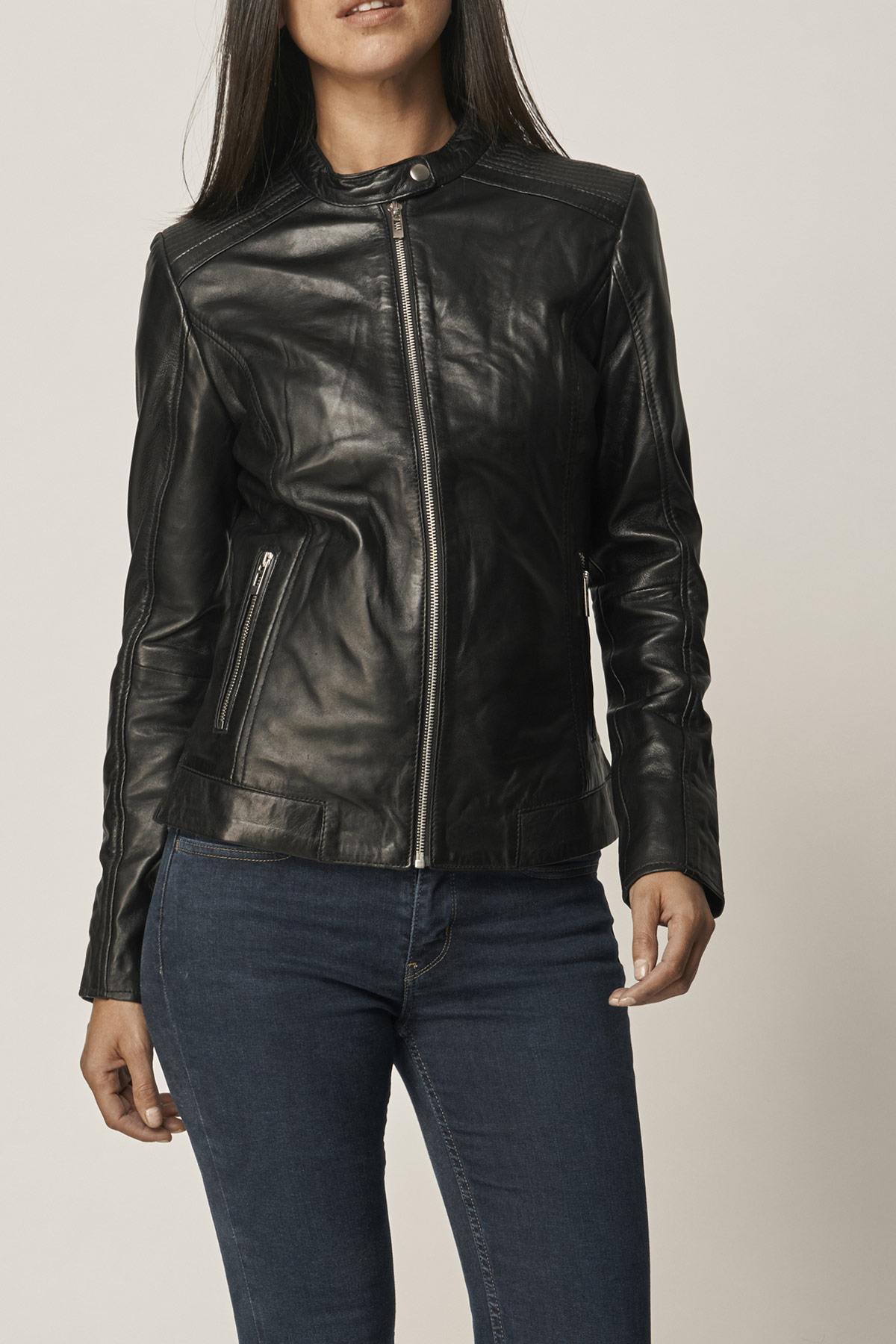 Black leather jacket for women with snap collar - Image n°2