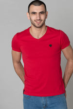 Plain red v-neck t-shirt - Image n°1