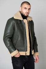 Schott's shearling bomber, a vintage aviator with timeless warmth. - Image n°4