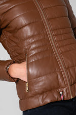 Oakwood's tan shearling jacket, quilted for warmth and a slim fit. - Image n°7