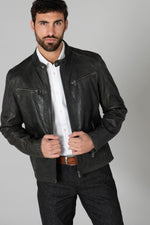 Daytona's Gafino in dark olive sheepskin. Fine-grained leather. - Image n°1