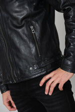 Daytona's glossy black sheep leather jacket with biker collar. - Image n°7