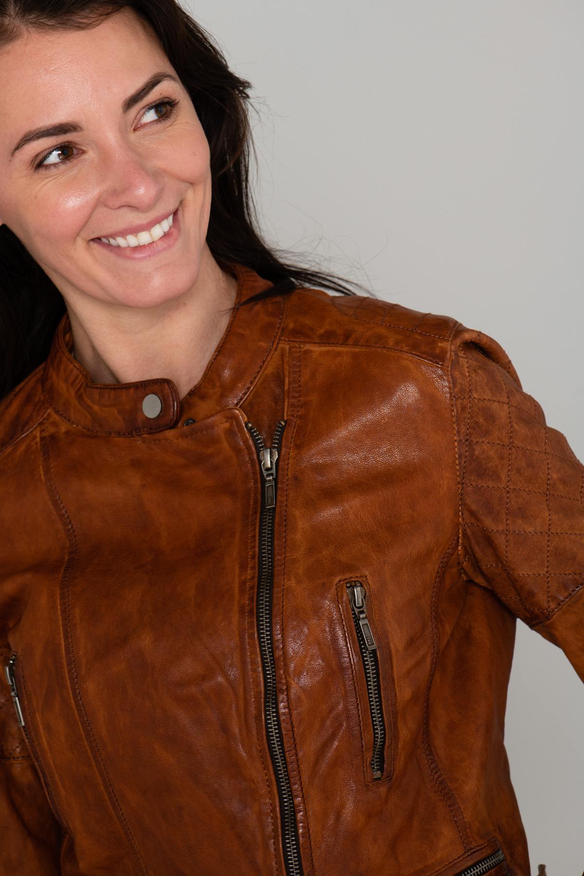 Vintage-style leather jacket - Image n°6