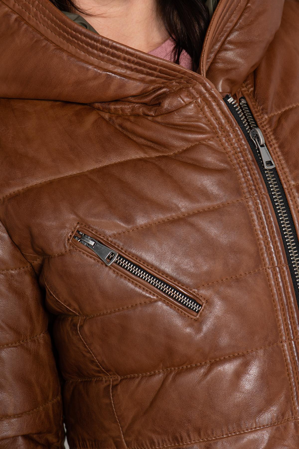 Steffy Cognac 507: shearling warmth meets biker edge in aged cognac. - Image n°8