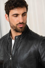 Gipsy's sheep leather jacket with natural patina and moto collar. - Image n°2
