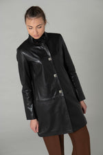 A sheep leather blazer, modern and chic, for timeless yet bold style. - Image n°6