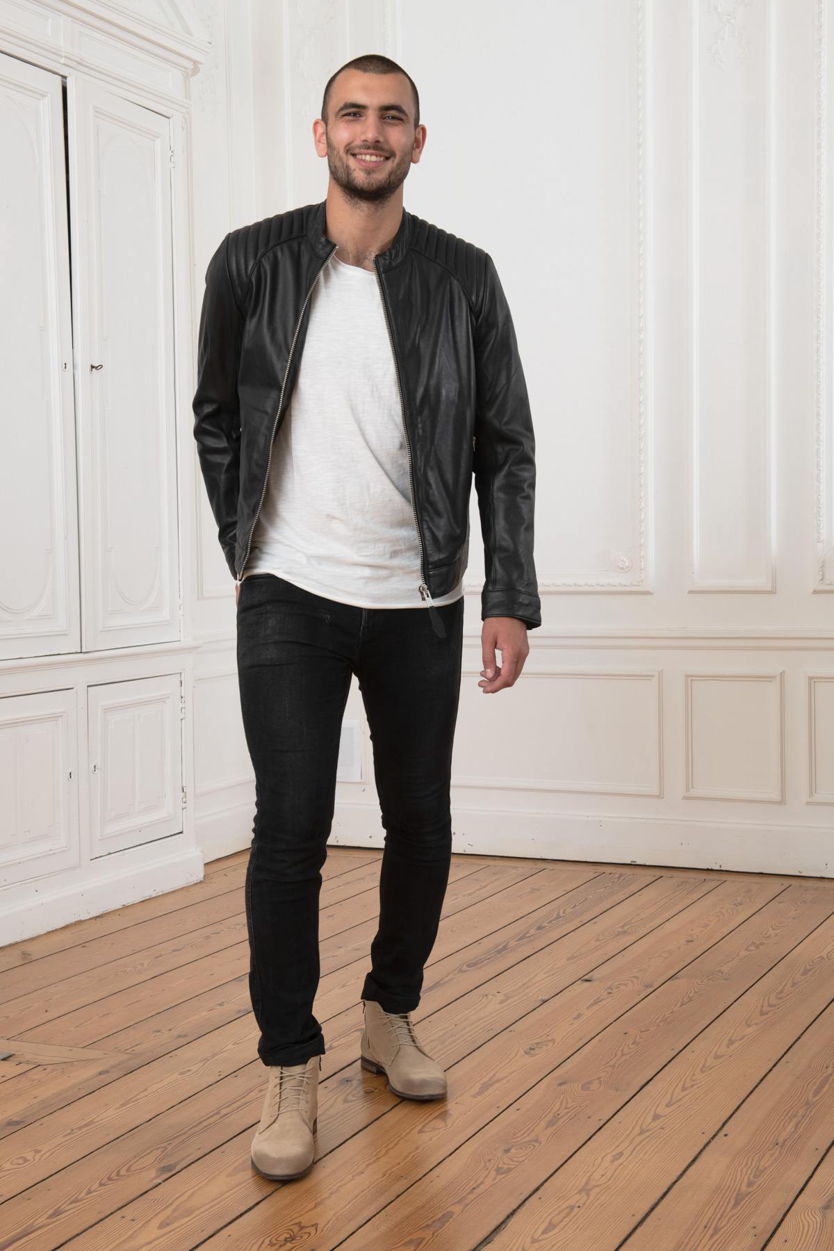 Rock-chic lambskin jacket by Schott: crinkled, matte, Mao collar. - Image n°5