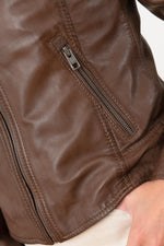 A lambskin jacket by Oakwood, blending biker edge with refinement. - Image n°7