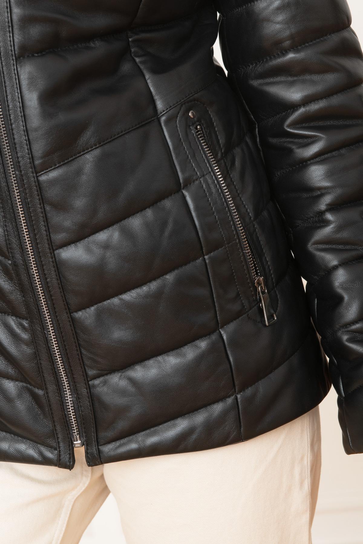 Quilted sheep leather jacket with detachable fur-lined hood. - Image n°8