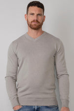 Light gray fine knit sweater - Image n°1