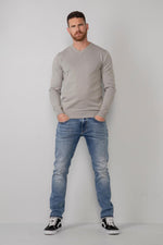 Light gray fine knit sweater - Image n°2
