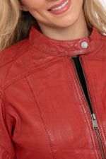 Women's red genuine leather jacket - Image n°5
