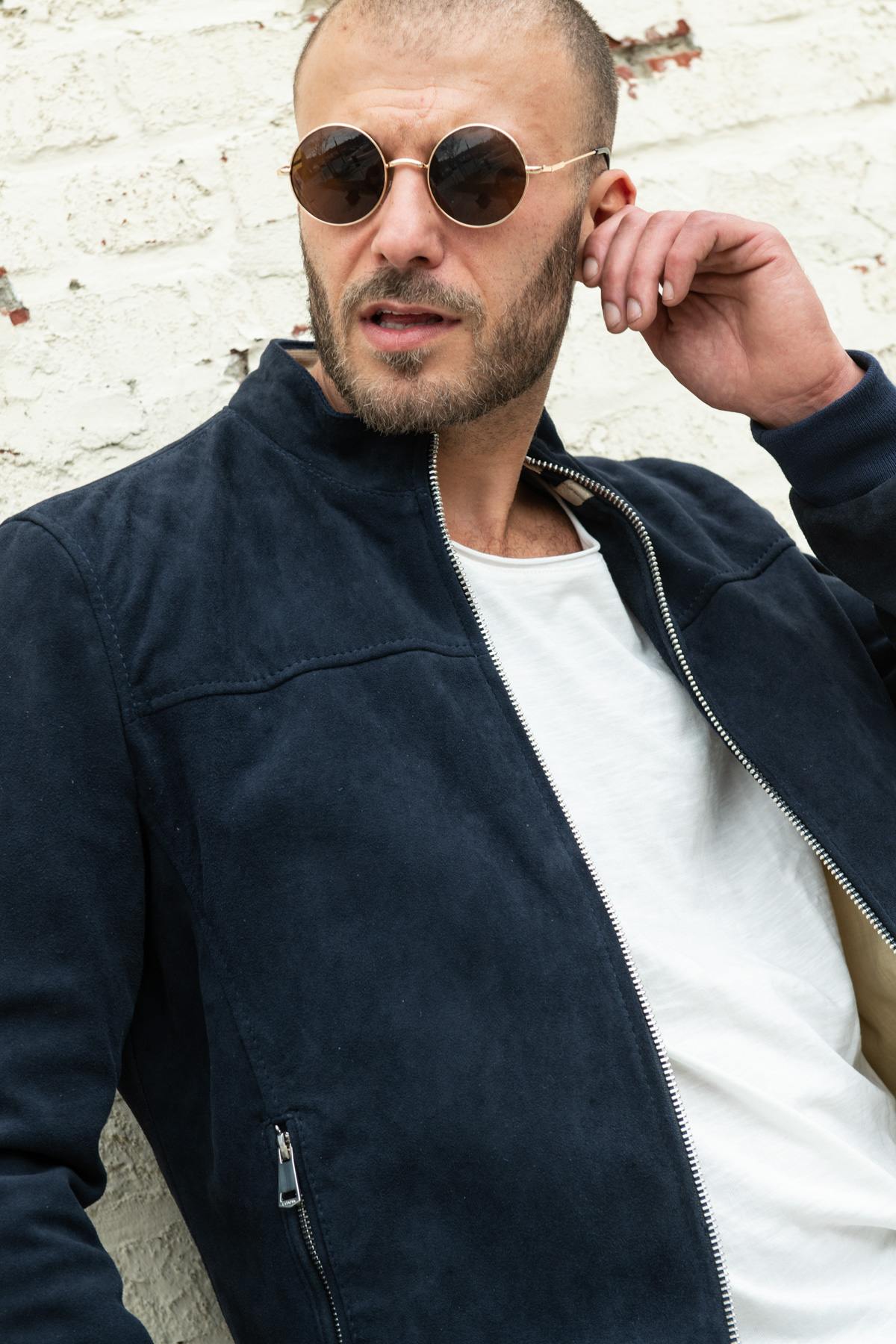 Slim navy suede lambskin jacket with ribbed cuffs and waist for style. - Image n°8