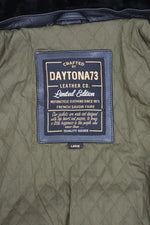Thick cowhide aviator jacket with detachable fur collar for winter. - Image n°9