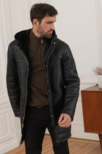 Schott's black shearling coat: aviator warmth for winter's chill. - Image n°4