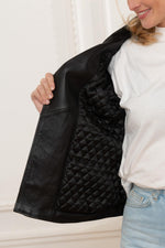 Schott's glossy black calfskin jacket: rock edge, oversized fit. - Image n°6