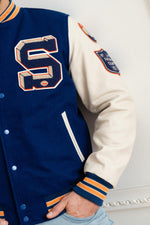 Blue and white embroidered American teddy - Image n°8