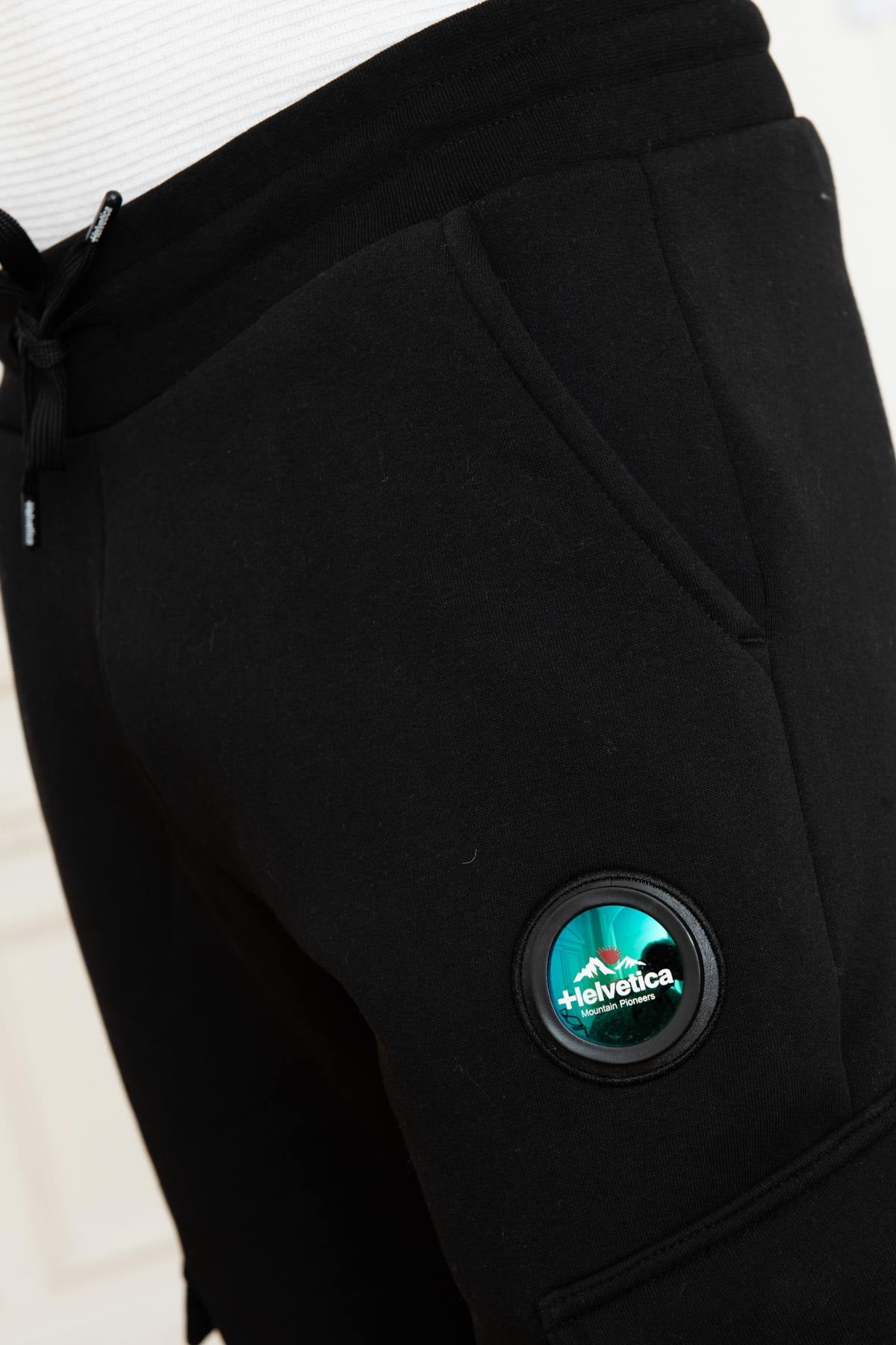 Sportswear cargo pants - Image n°3
