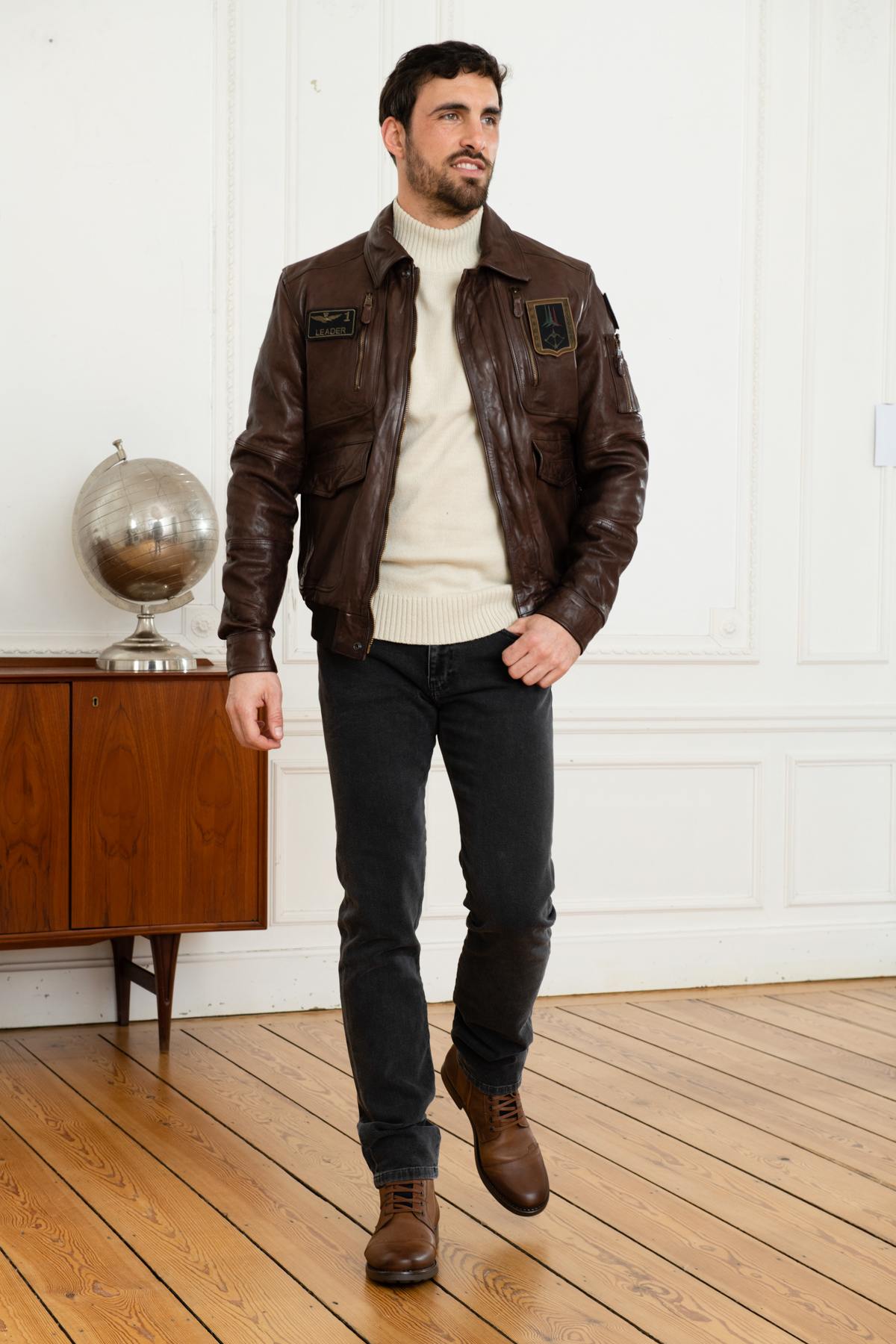 Distressed brown leather pilot jacket - Image n°2