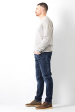 Men's regular-fit dark blue tapered jeans - Image n°10