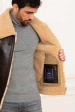 Bomber in sheepskin from the Patrouille de France - Image n°5