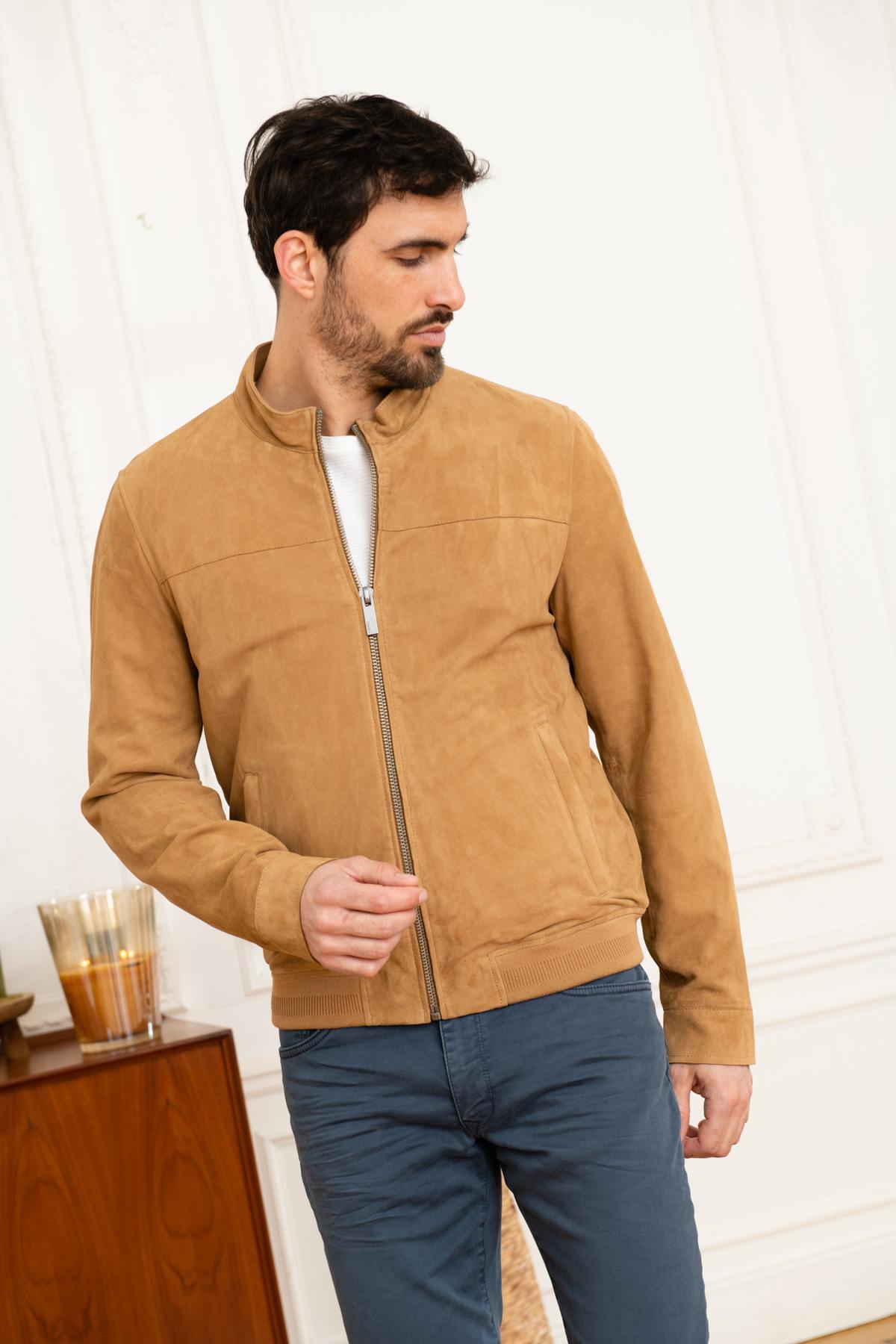 Oakwood's tan suede goat leather jacket: soft, sharp regular fit. - Image n°7