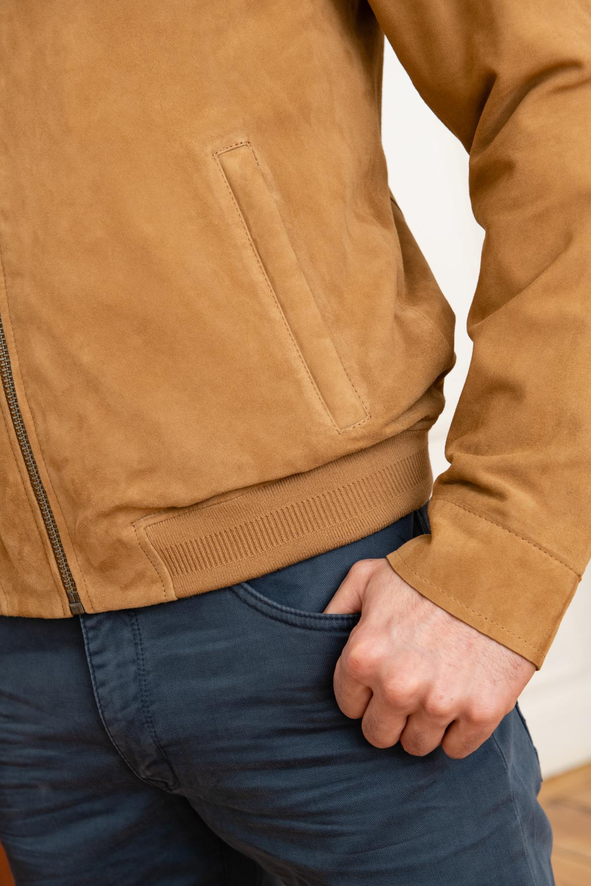 Oakwood's tan suede goat leather jacket: soft, sharp regular fit. - Image n°9