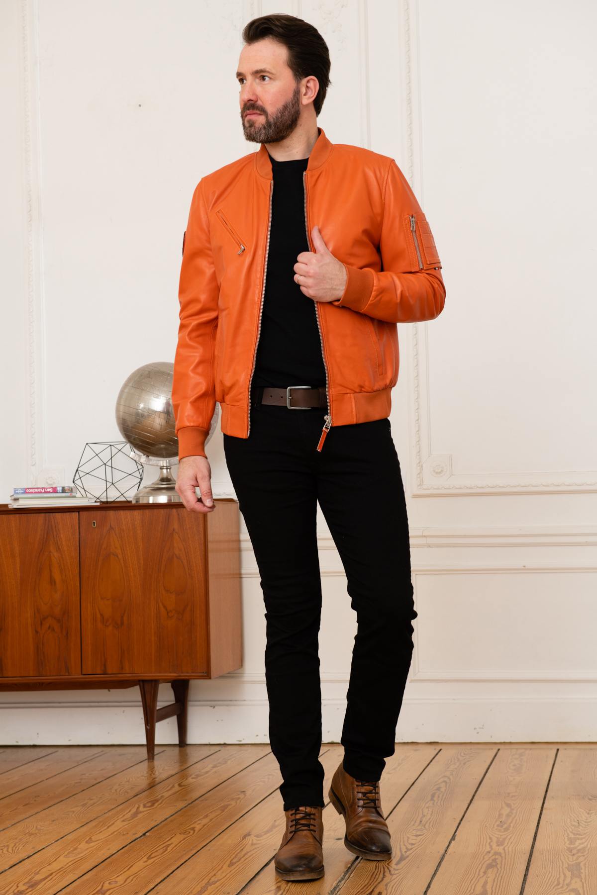 Redskins' Patrouille de France bomber in vivid orange lambskin. - Image n°2