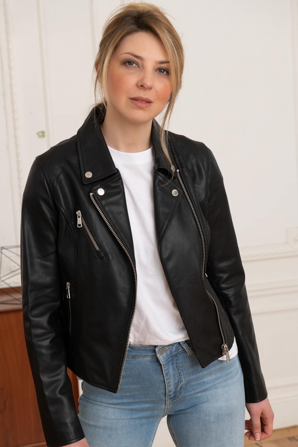 Slim-fit lambskin jacket by Redskins, biker-inspired and feminine. - Image n°5