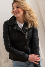 Aged black sheepskin jacket with a biker collar and rock edge. - Image n°3
