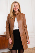 Long women's coat in cognac leather - Image n°4