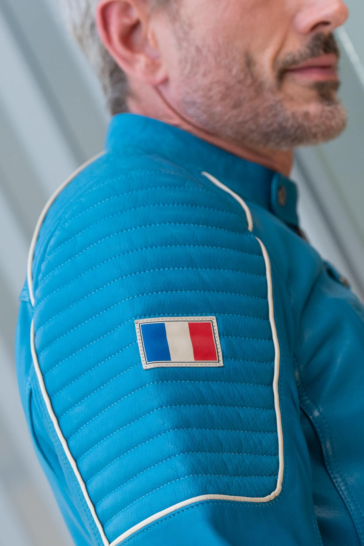 Regular-fit blue biker jacket in sheep leather with quilted accents. - Image n°4
