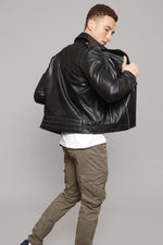 Biker style jacket in black lambskin - Image n°3