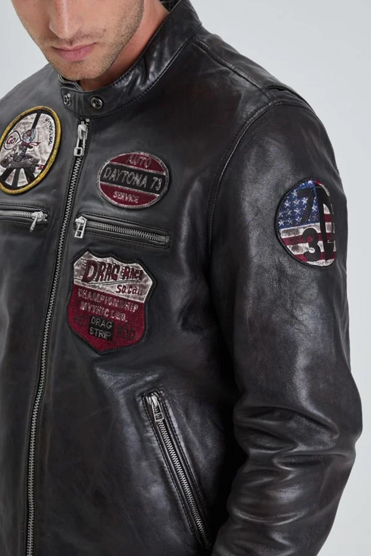 Daytona's black lambskin jacket: seven patches, removable collar. - Image n°7