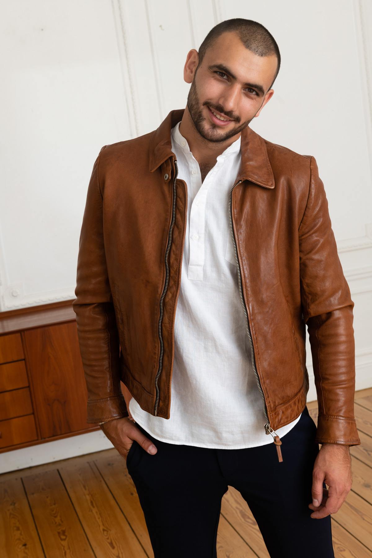 Redskins' lambskin jacket: warm brown, shirt collar, raglan pockets. - Image n°1