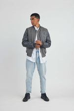Grey varsity jacket: cowhide leather, teddy sleeves, Redskins "R". - Image n°5